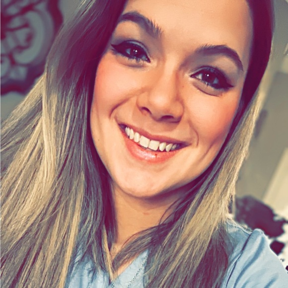 tori_urbina
